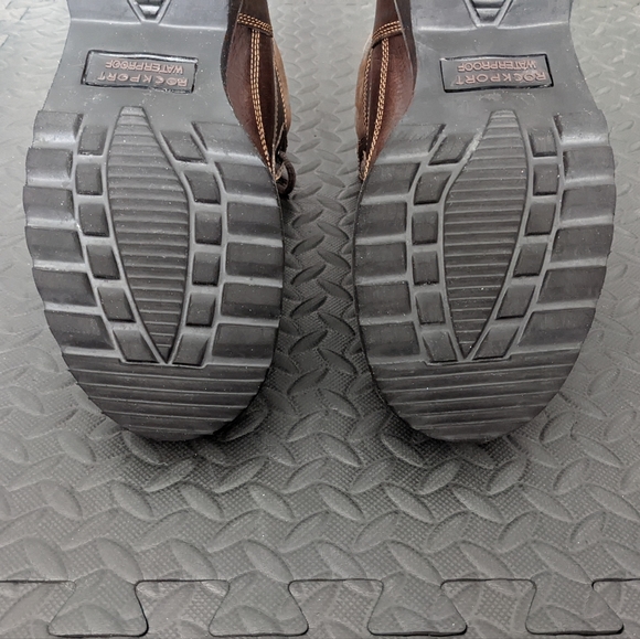 sz:8W Rockport Men's Leather Boots, Wide, Waterproof Brown Moc-toe Chukka - Picture 9 of 15